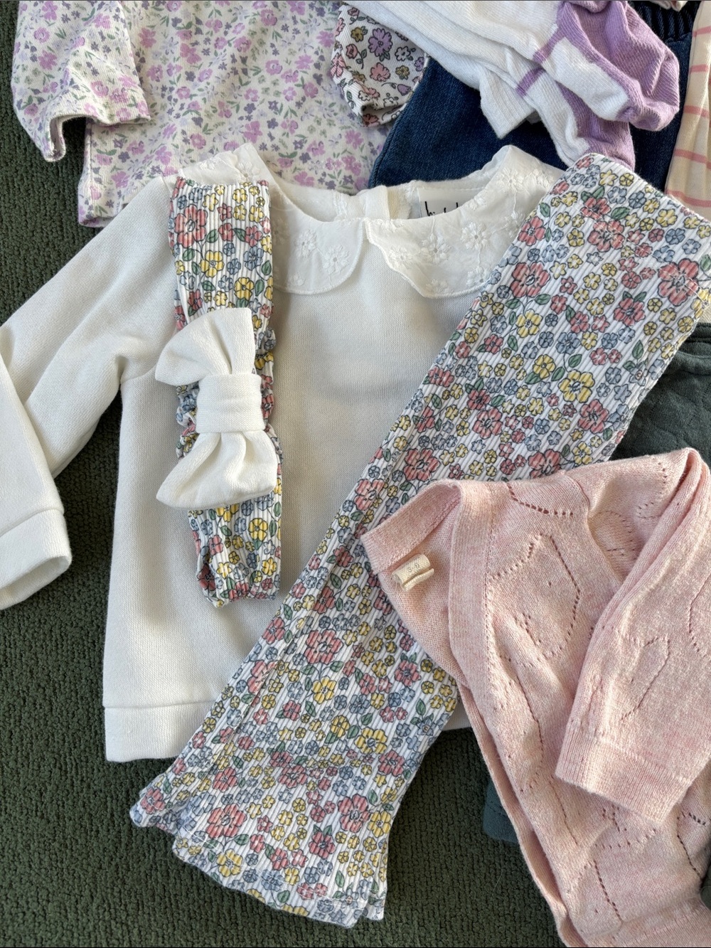 Bundle of 8 3-6 Month Baby Girl’s Outfits/Clothing Items - Picture 2 of 6